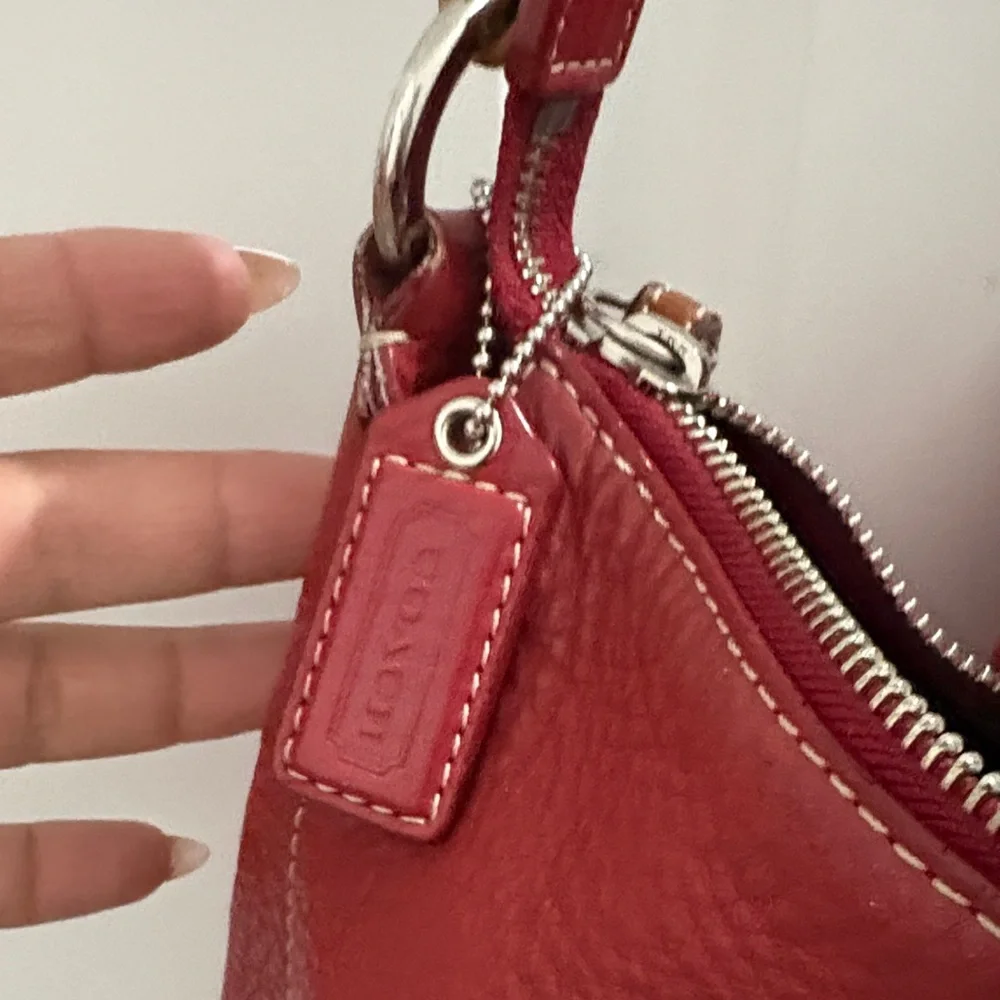 Coach Red Pebbled Leather Shoulder Bag with Front Pocket - Picture 2 of 9